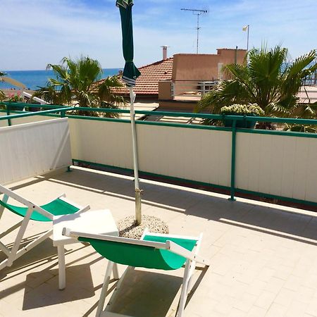 Lungomare Hotel Marina di Cecina Rum bild