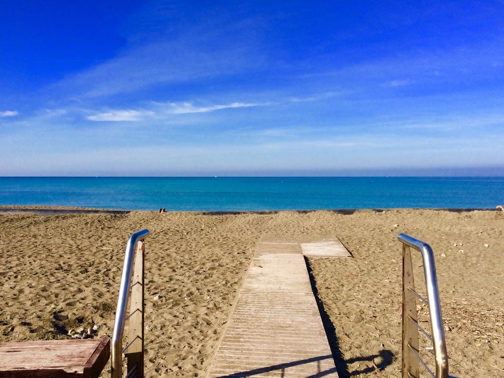 Lungomare Hotel Marina di Cecina Exteriör bild