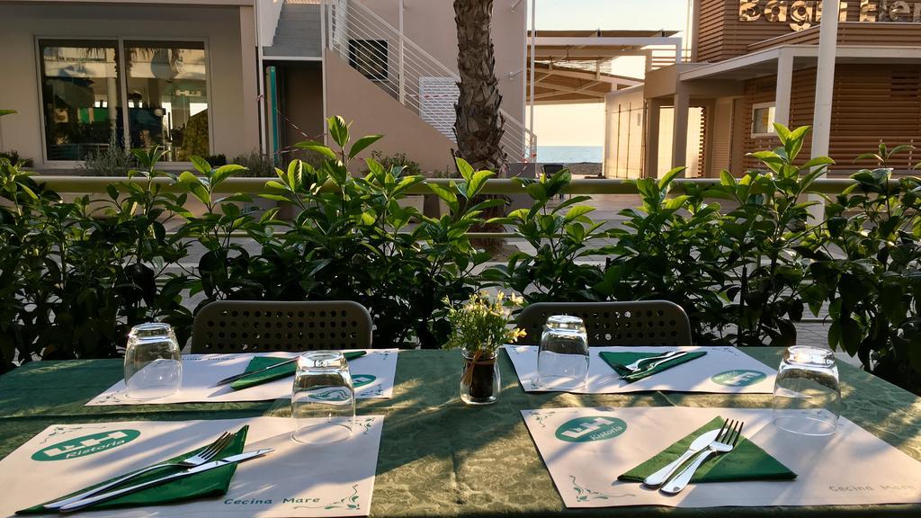 Lungomare Hotel Marina di Cecina Exteriör bild